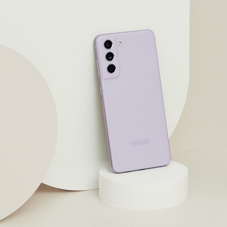 گوشی موبایل سامسونگ مدل Galaxy S21 FE 5G دو سیم کارت ظرفیت 256 گیگابایت و رم 8 گیگابایت