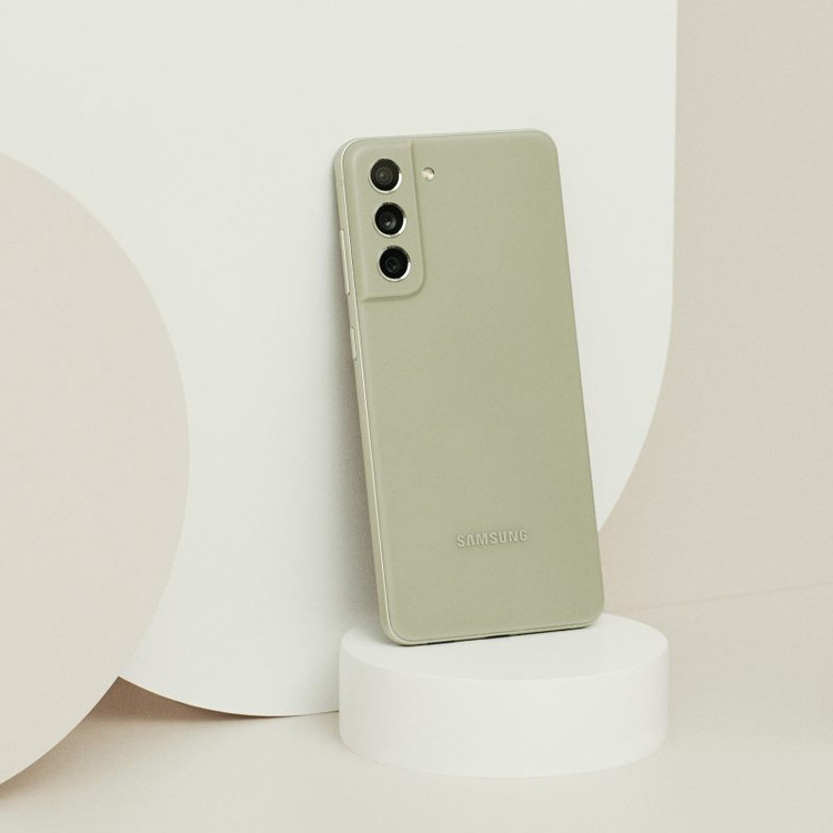 گوشی موبایل سامسونگ مدل Galaxy S21 FE 5G دو سیم کارت ظرفیت 256 گیگابایت و رم 8 گیگابایت